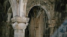 Processos de deterioração e conservação da pedra em edifícios antigos: O caso de cristalização de sais