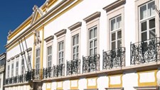 Câmara de Elvas prevê 25,5ME para adquirir e reabilitar 443 habitações
