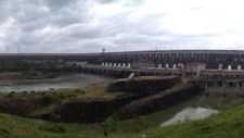 Caracterização de fissuras na Barragem de Itaipu com o método MCRACK