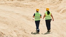 Concursos de obras públicas caem 15% nos primeiros sete meses do ano