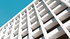 Compatibilização entre as necessidades de ventilação e a satisfação das exigências de conforto acústico em edifícios habitacionais