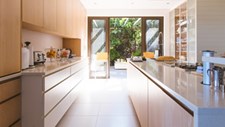 Custos de construção de habitação nova abrandam em outubro
