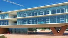 Edifício AHED – estrutura de betão armado e pré-esforçado