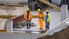 Escassez de mão de obra no setor da construção civil