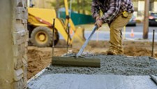 Licenciamentos de construções novas sobem 3,6%
