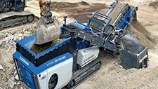 Novo triturador compacto para reciclagem