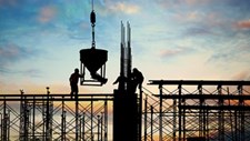 Produção na construção avança em maio na zona euro e recua na UE