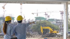 Produção na construção avança na zona euro e recua na UE em março