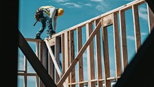 Seminário sobre construção em madeira na Universidade de Coimbra