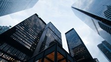 Sistema modular avançado para fachadas de edifícios não-residenciais. A reabilitação energética inteligente