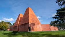 Souto de Moura recebe Medalha de Ouro do Círculo de Belas Artes de Madrid