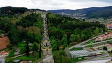 Túnel sob escadório vai reduzir carros no centro de Lamego