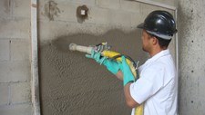 Uma visão holística da ligação entre argamassas e bases porosas